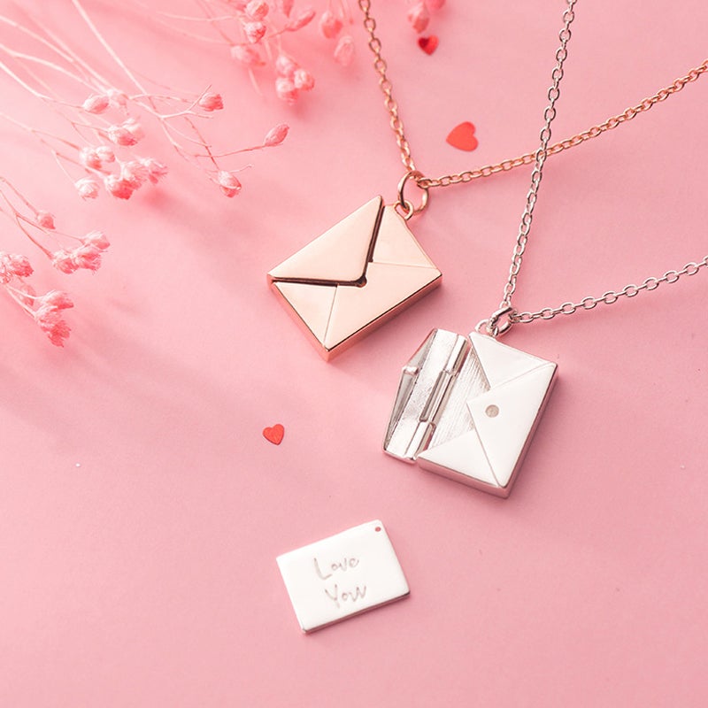 Hutsen | De envelop ketting 1 ketting 2 cadeaus